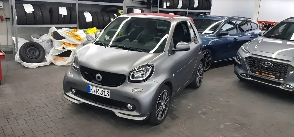 Gebraucht Smart ForTwo Cabrio Brabus 125 PS (91 kW) 2017 Grau Cabrio