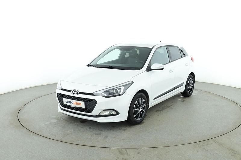 Gebraucht Hyundai i20 Passion 84 PS (61 kW) 2016 Limousine