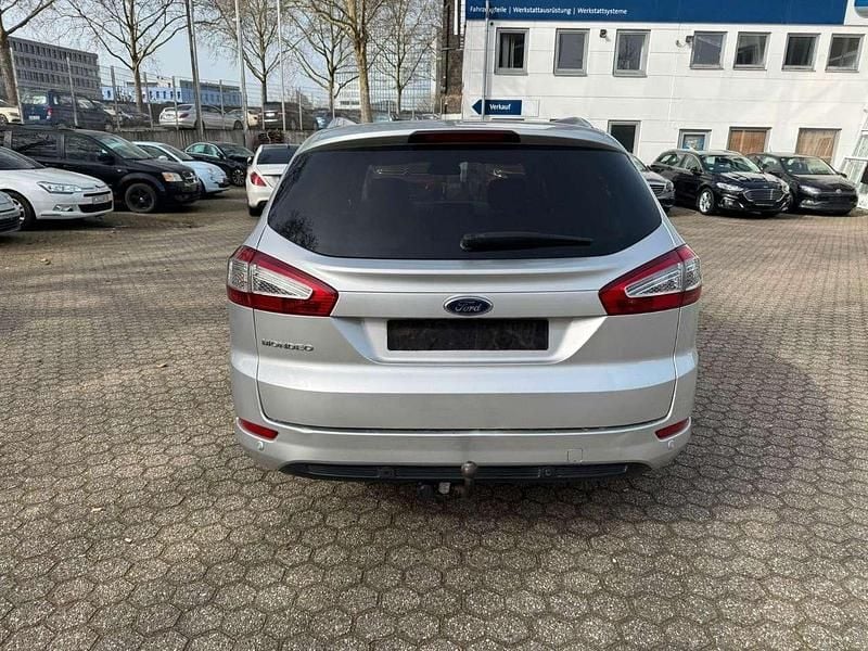 Gebraucht Ford Mondeo Business Edition 163 PS (119 kW) 2014 Silber Kombi