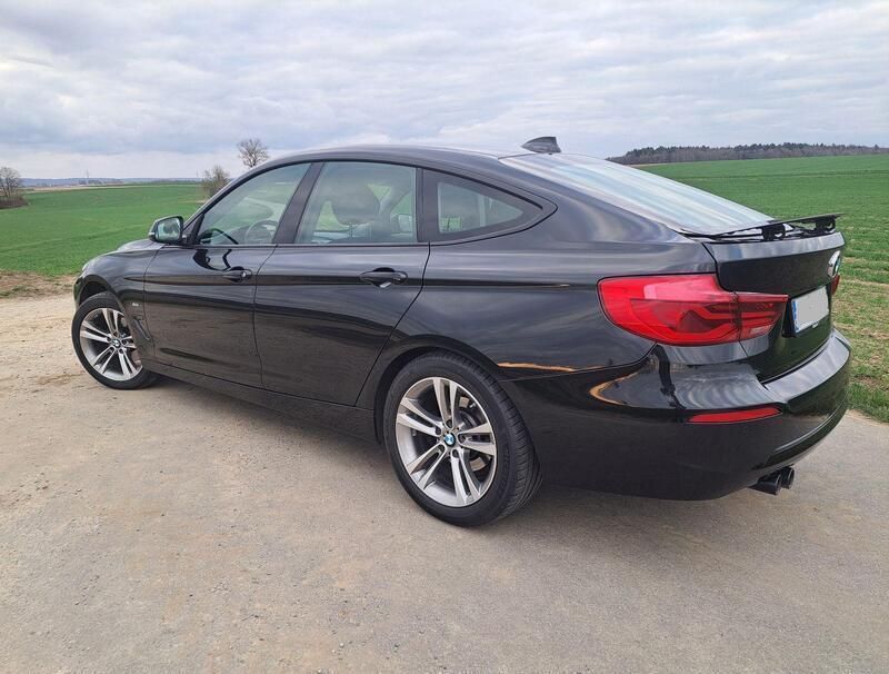 Schwarz Gebraucht 2018 BMW 320 Gran Turismo Sport Line Limousine | 19.000 € (Guter Preis) - Bild 1/4