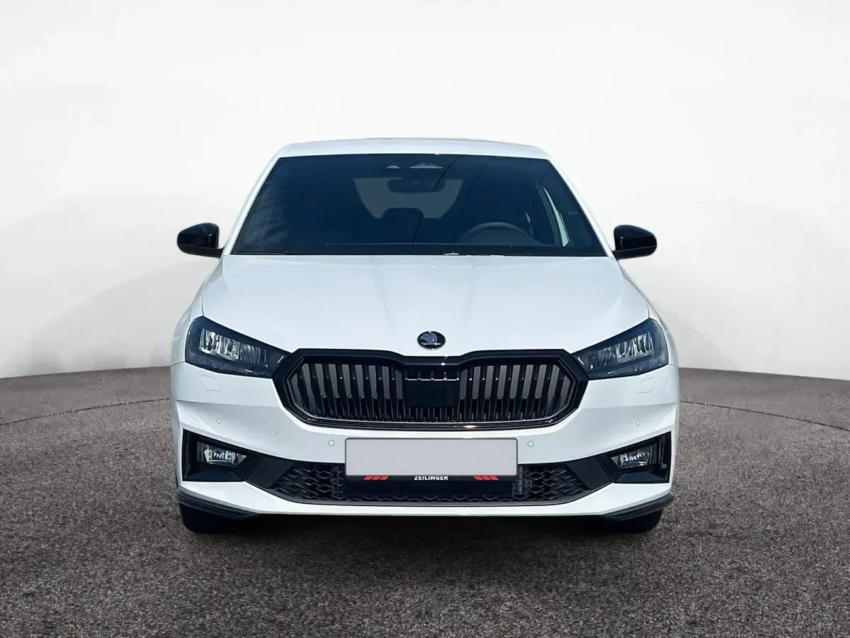 Neu Skoda Fabia Monte Carlo 116 PS (85 kW) 2026 Moonweiss Kleinwagen