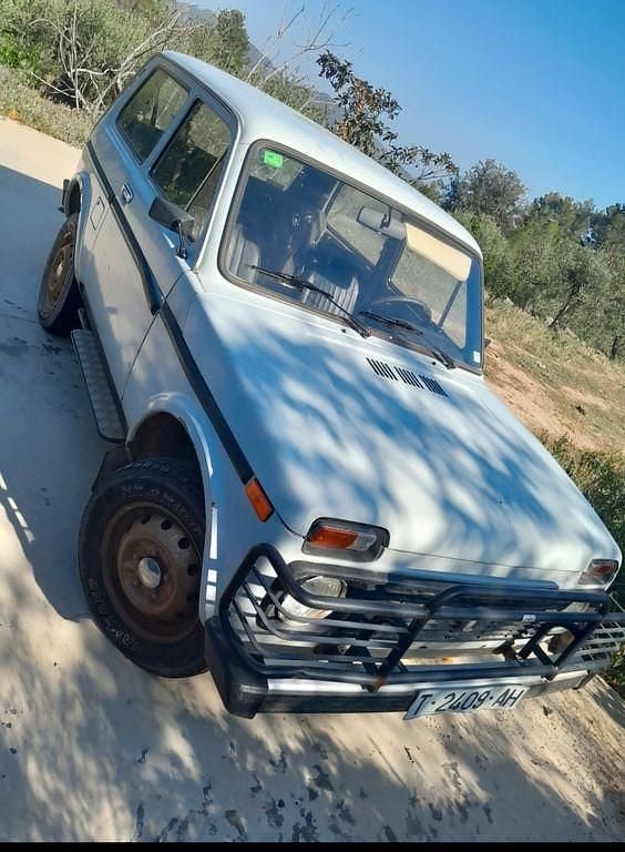 Gebraucht Lada niva 75 PS (55 kW) 1992 Grau SUV