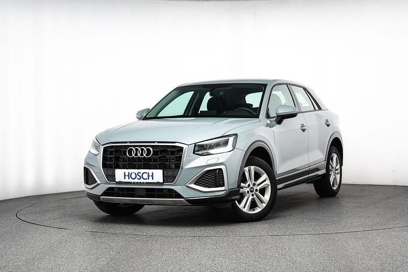 Grau Gebraucht 2023 Audi Q2 Advanced SUV | 28.990 € (Etwas zu teuer) - Bild 1/4