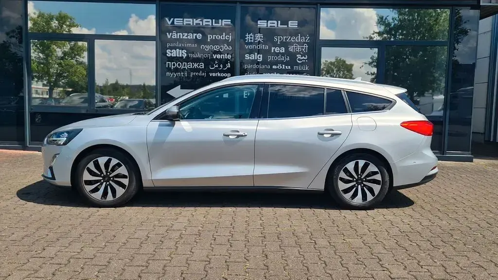 Gebraucht Ford Focus Cool & Connect 120 PS (88 kW) 2021 Silber Limousine