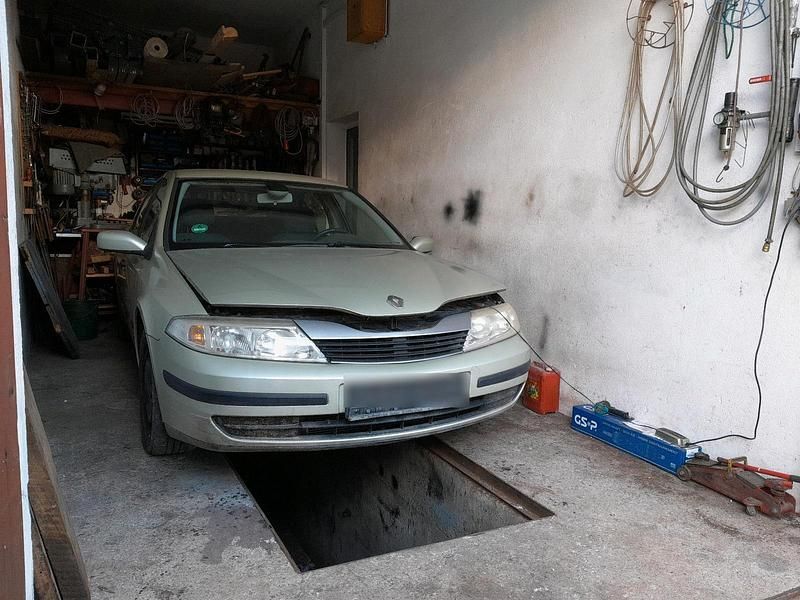 Gebraucht 2001 Renault Laguna II Limousine | 500 € - Bild 1/4