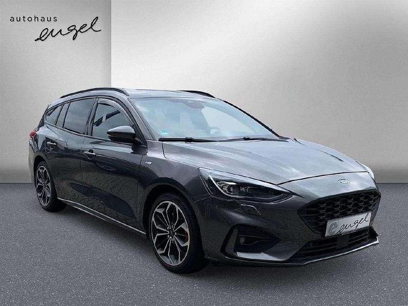 Używany Ford Focus ST-Line 150 KM (110 kW) 2019 Czarny Sedan/Limuzyna