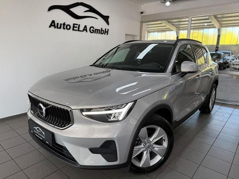 Usado Volvo XC40 129 HP (94 kW) 2023 Cinzento SUV