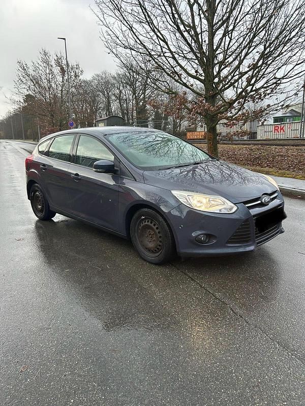 Gebraucht Ford Focus 150 PS (110 kW) 2014 Limousine