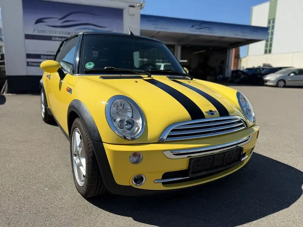 Second-hand Mini One Cabriolet 90 CP (66 kW) 2004 Galben Cabrio