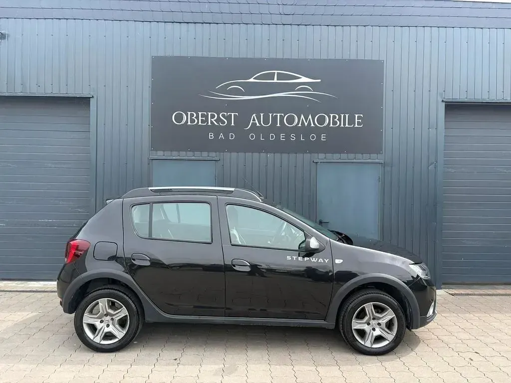 Gebraucht Dacia Sandero Stepway 90 PS (66 kW) 2019 Schwarz Limousine