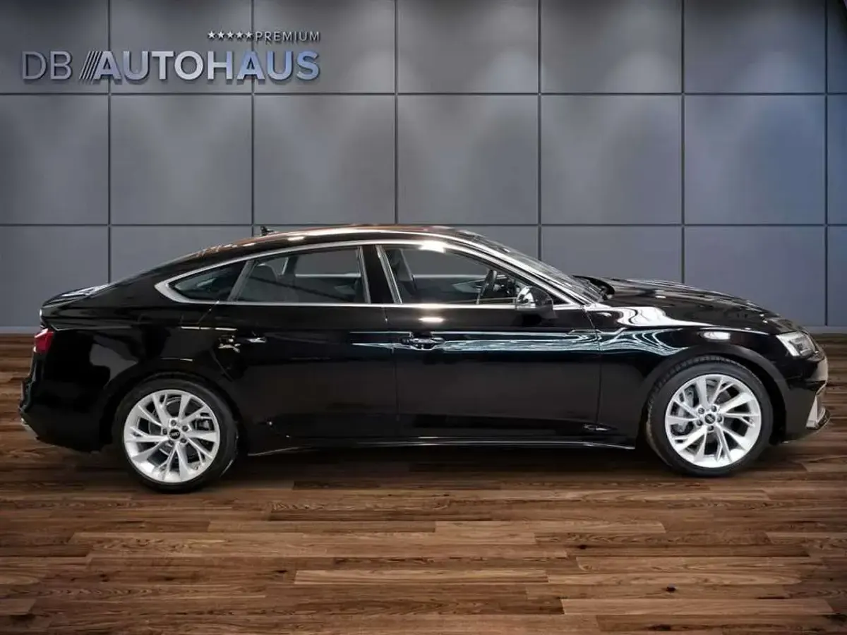 Gebraucht Audi A5 Advanced Plus 204 PS (150 kW) 2023 Mythosschwarz metallic Coupé