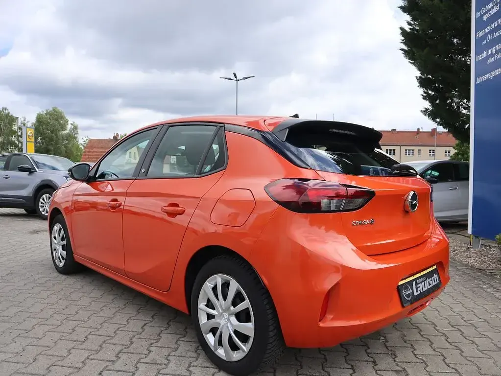 Używany Opel Corsa-e Edition 100 kW (136 KM) 2022 Pomarańczowy Hatchback