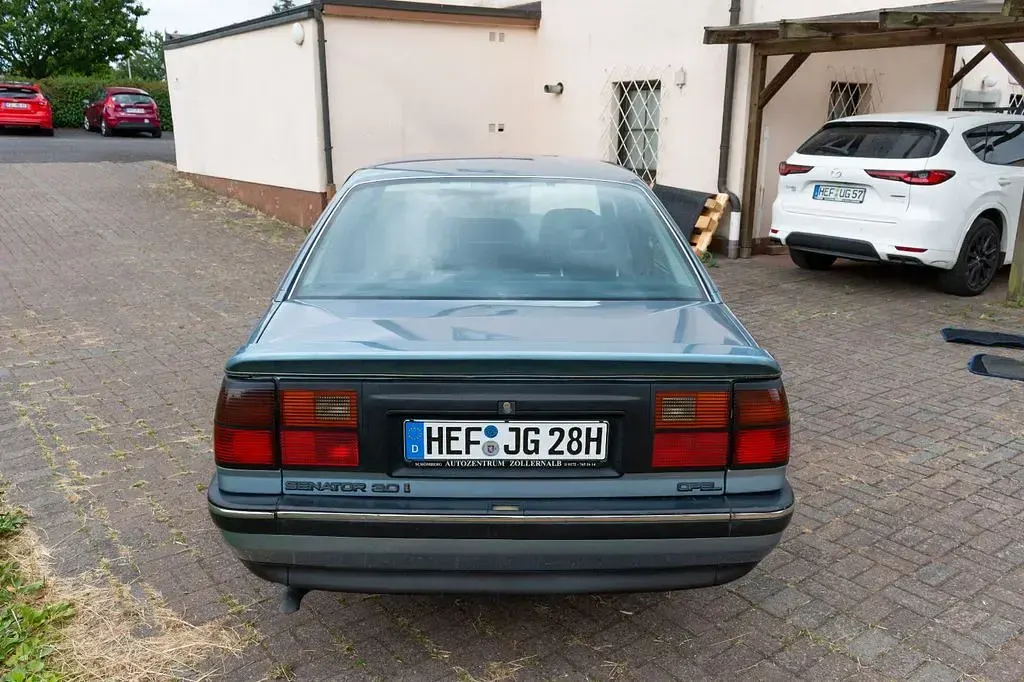 Gebraucht Opel Senator 177 PS (130 kW) 1991 Blau Limousine