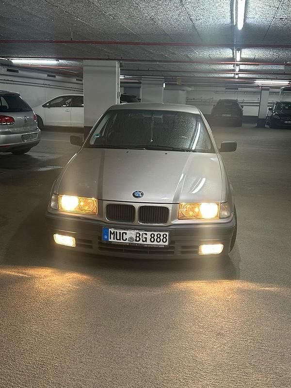 Second-hand BMW 316 105 CP (77 kW) 1994 Coupe
