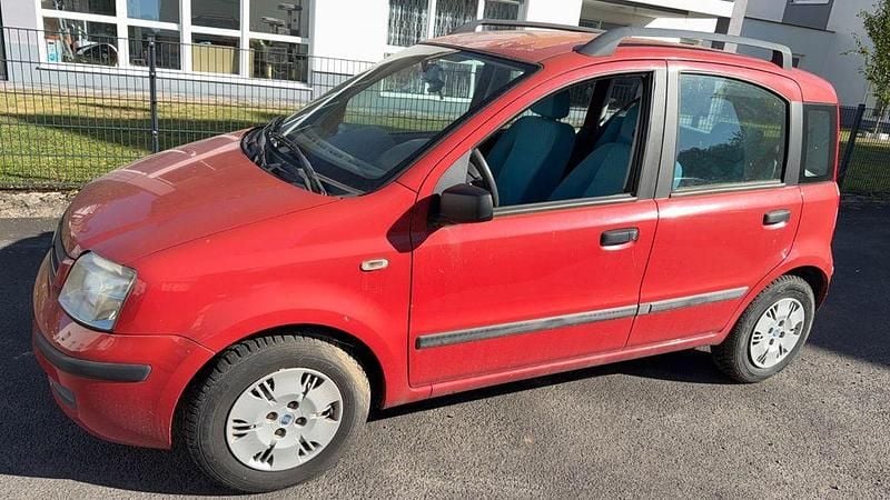Rot Gebraucht 2005 Fiat Panda Dynamic Kleinwagen | 1.650 € (Superpreis) - Bild 1/4