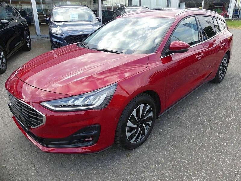 Gebraucht Ford Focus Titanium 155 PS (114 kW) 2024 Fantastic red met. (metallic) Kombi