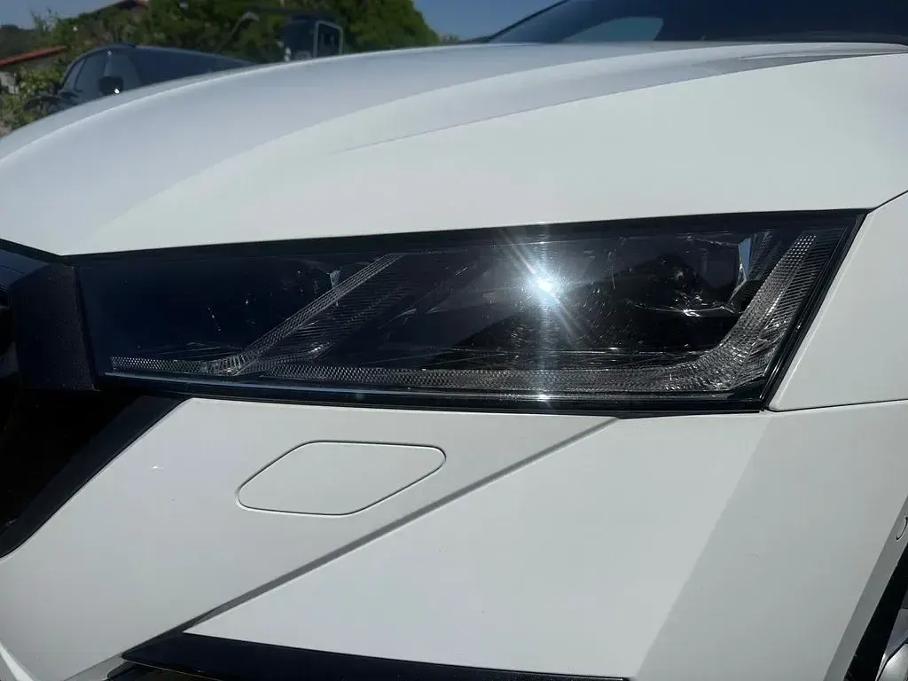 Gebraucht Skoda Octavia RS 245 PS (180 kW) 2021 Moonweiss (metallic) Limousine