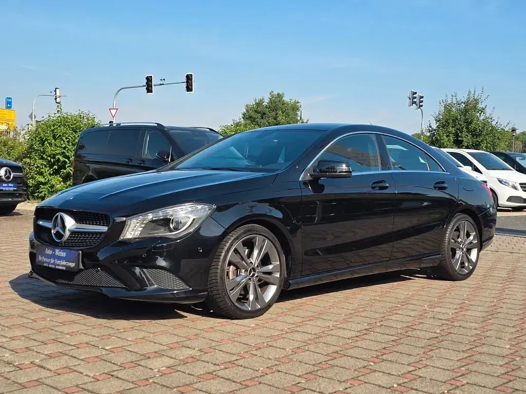 Gebraucht Mercedes CLA180 122 PS (89 kW) 2014 Schwarz Coupé