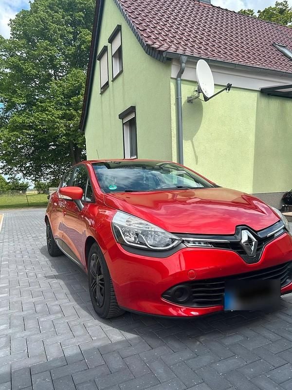Gebraucht Renault Clio IV 73 PS (53 kW) 2015 Rot Kleinwagen