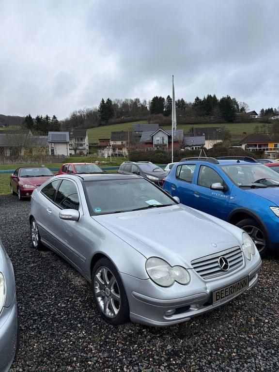 Gebraucht Mercedes C200 163 PS (119 kW) 2001 Grau Coupé