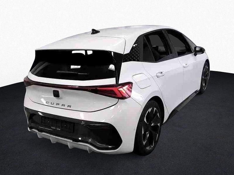 Gebraucht Cupra Born 169 kW (231 PS) 2022 Eisweiß Kleinwagen