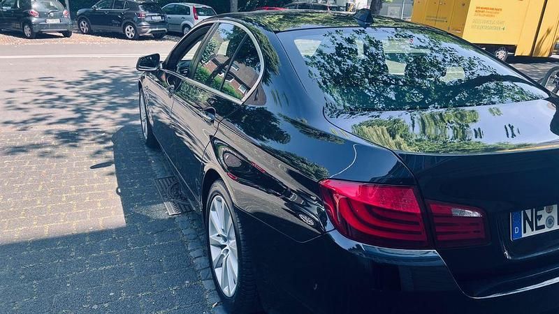 Gebraucht BMW 528 245 PS (180 kW) 2012 Schwarz Limousine