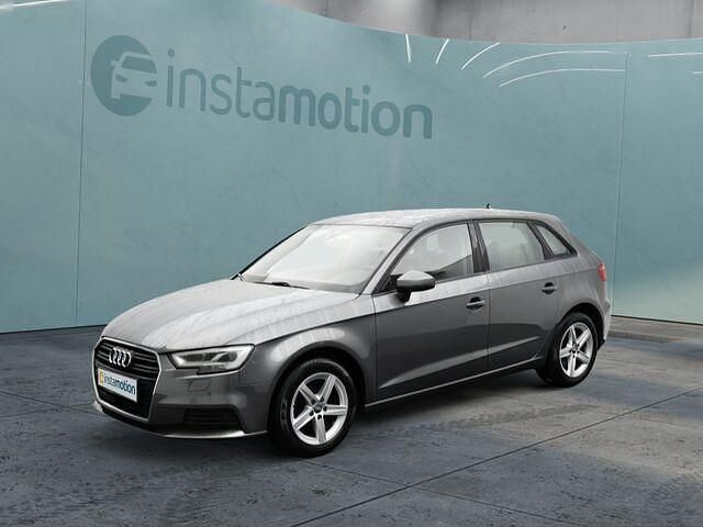 Gebraucht Audi A3 150 PS (110 kW) 2020 Grau Limousine