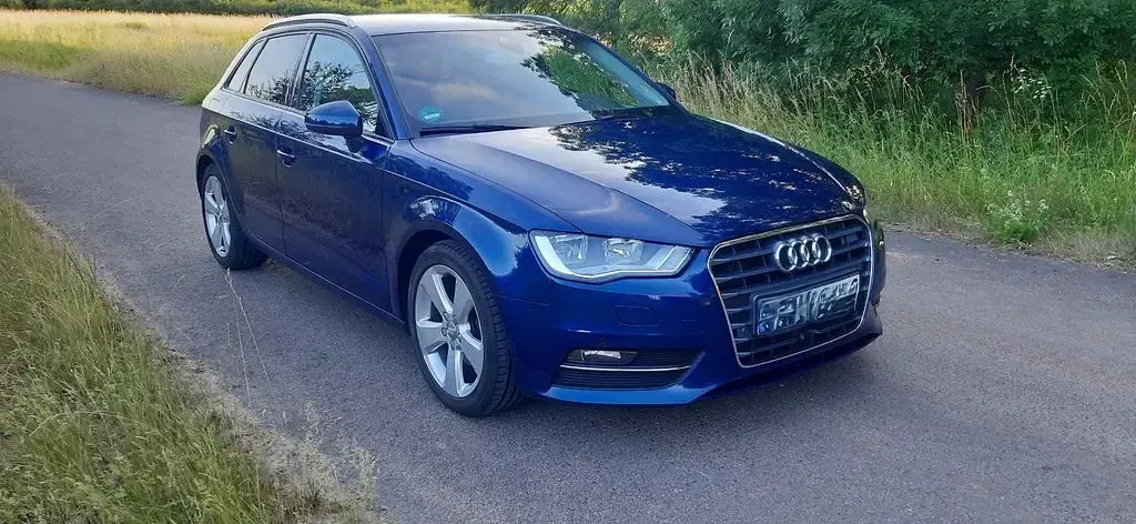Gebraucht Audi A3 Ambition 150 PS (110 kW) 2015 Blau Limousine
