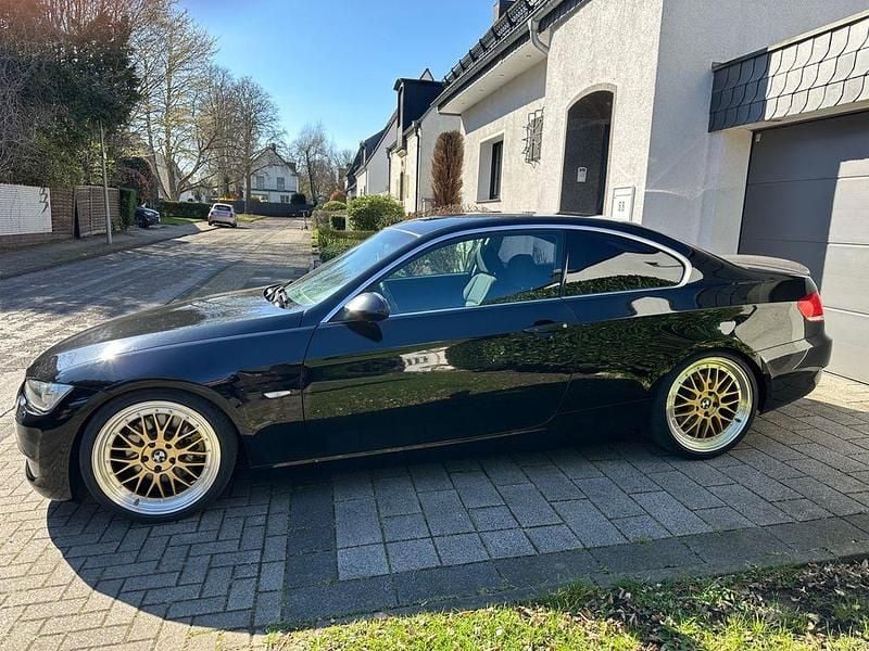 Gebraucht BMW 325 Performance 218 PS (160 kW) 2007 Schwarz Coupé
