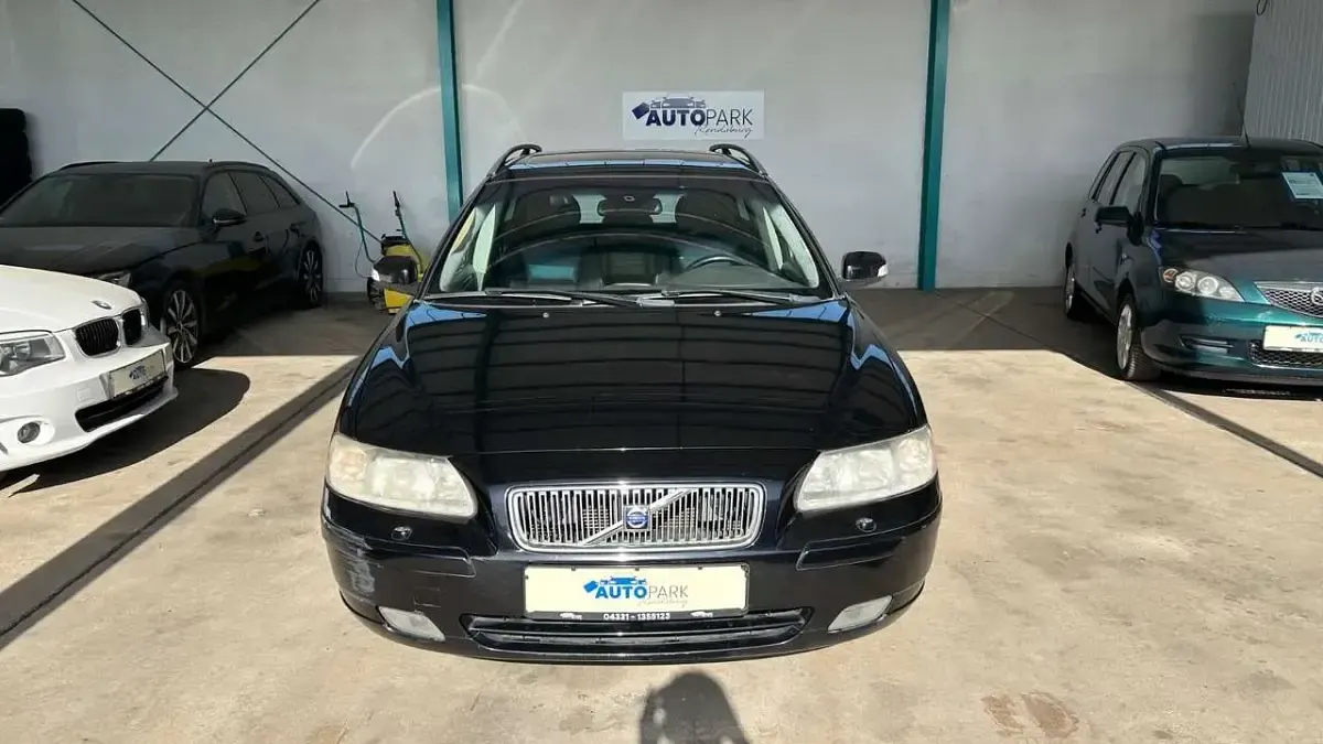 Gebraucht Volvo V70 163 PS (119 kW) 2006 Schwarz Kombi