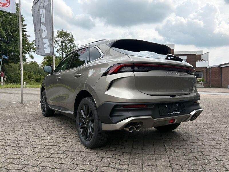 Neu DFSK Forthing 5 177 PS (130 kW) 2025 Weiß SUV