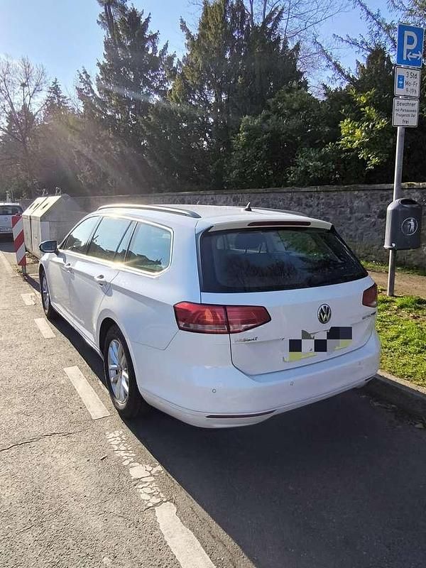 Gebraucht VW Passat 150 PS (110 kW) 2017 Limousine