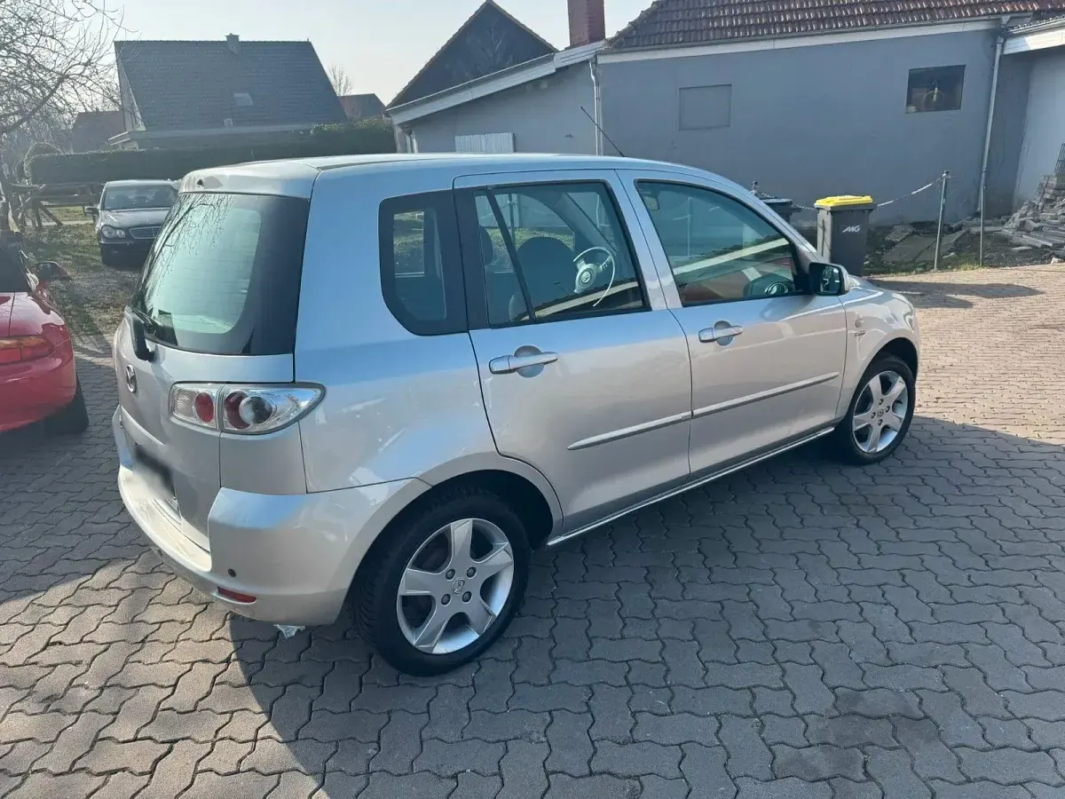 Occasion Mazda 2 101 ch (74 kW) 2007 Gris Citadine