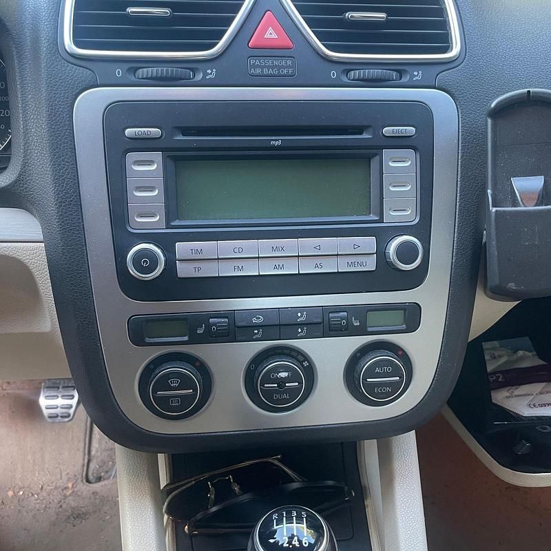 Gebraucht VW Eos 140 PS (102 kW) 2006 Blau Cabrio