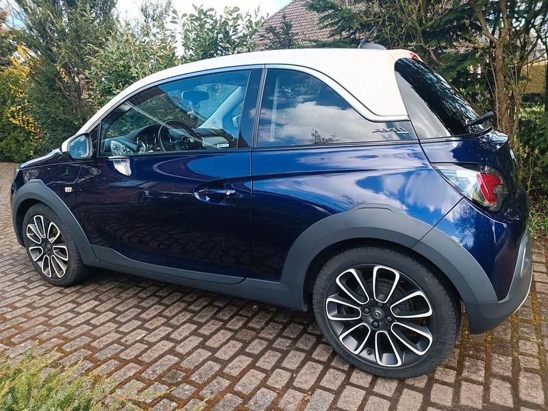 Gebraucht Opel Adam Rocks Open Air 101 PS (74 kW) 2017 Blau Kleinwagen
