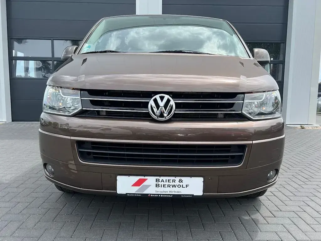 Gebraucht VW Multivan Comfortline 140 PS (102 kW) 2011 Braun Van / Kleinbus