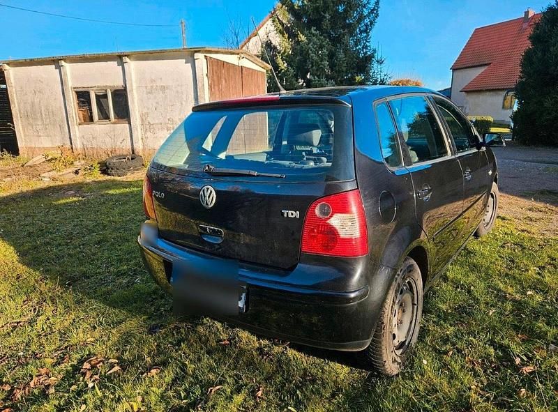 Gebraucht VW Polo 101 PS (74 kW) 2004 Schwarz Kleinwagen