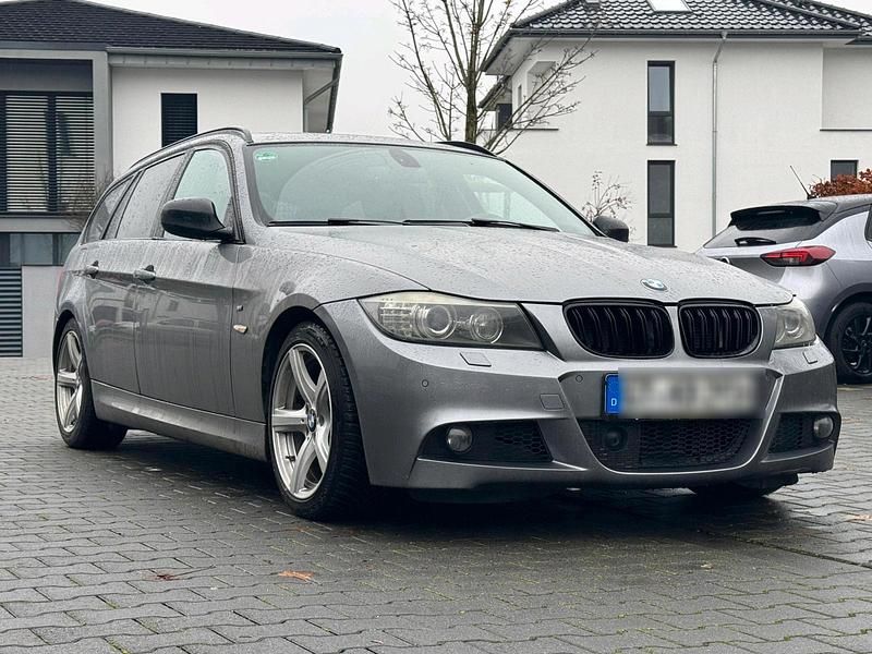 Gebraucht BMW 330 M Sport 2011 Grau Kombi
