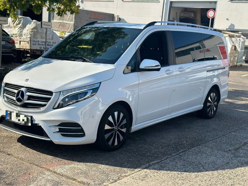 Gebraucht Mercedes V250 AMG 190 PS (139 kW) 2018 Bergkristallweiß metallic Van / Kleinbus