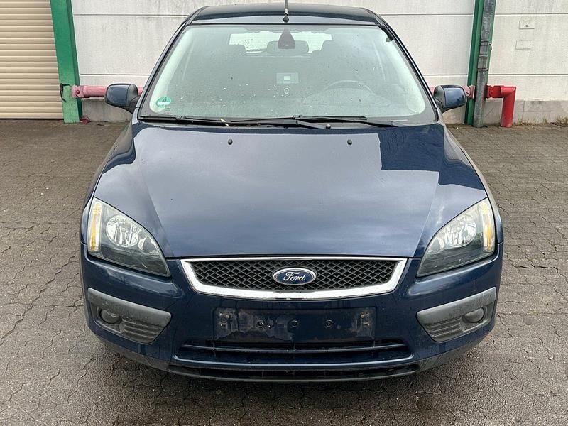 Gebraucht Ford Focus 116 PS (85 kW) 2006 Blau Kombi