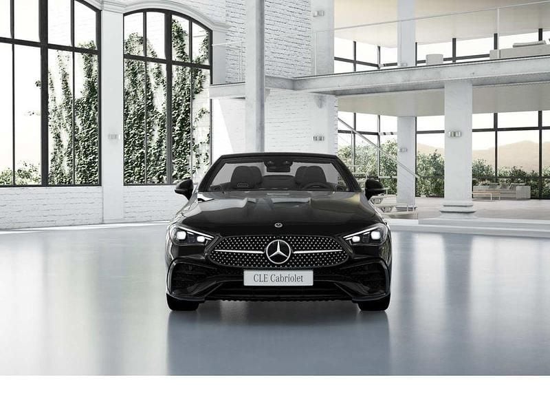 Gebraucht Mercedes CLE300 AMG 258 PS (189 kW) 2025 Schwarz Cabrio