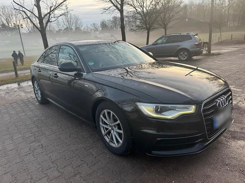 Gebraucht Audi A6 204 PS (150 kW) 2013 Braun Limousine