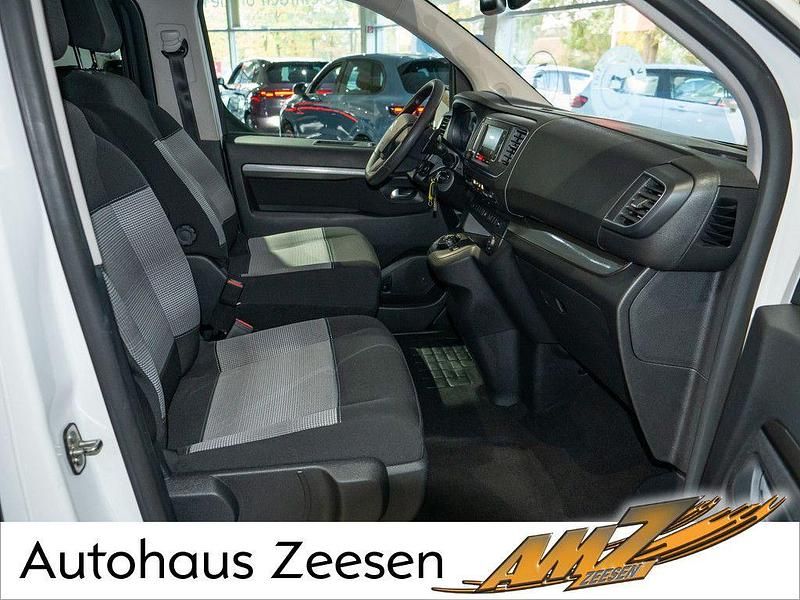 Gebraucht Citroën Spacetourer 179 PS (131 kW) 2017 Weiß Van / Kleinbus