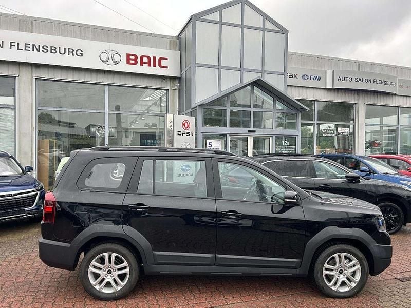 Neu SWM G03 110 PS (80 kW) 2025 Schwarz SUV