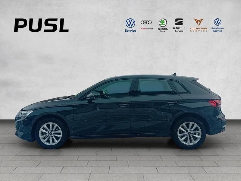 Gebraucht Audi A3 Ambiente 150 PS (110 kW) 2025 Grau Limousine