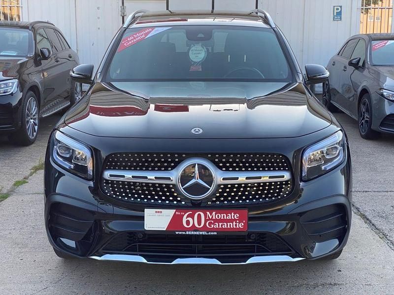 Gebraucht Mercedes GLB200 AMG 163 PS (119 kW) 2022 Schwarz SUV