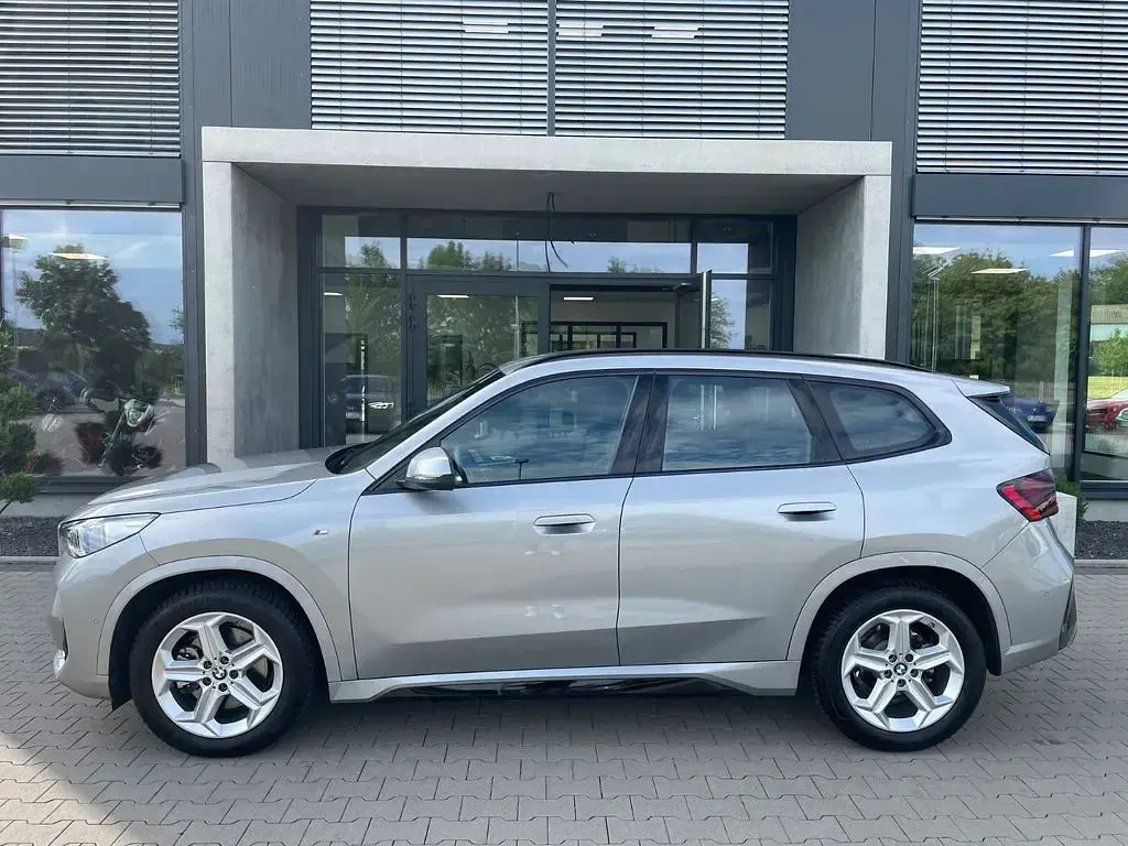 Gebraucht BMW X1 M Sport 170 PS (125 kW) 2025 Silber SUV