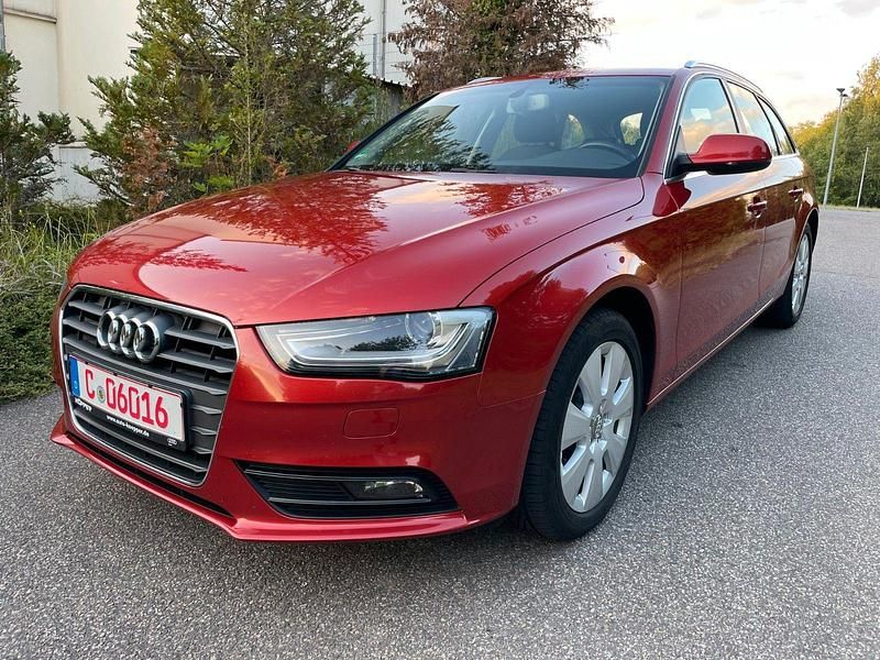 Rot Gebraucht 2015 Audi A4 Sport Kombi | 12.990 € (Fairer Preis) - Bild 1/4