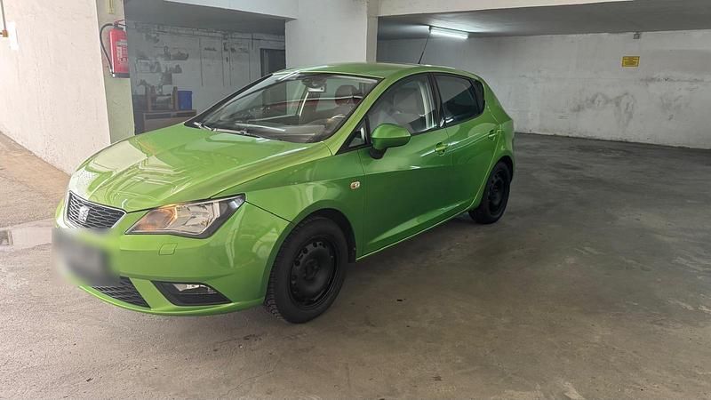 Gebraucht Seat Ibiza Sun 69 PS (50 kW) 2015 Grün Kleinwagen