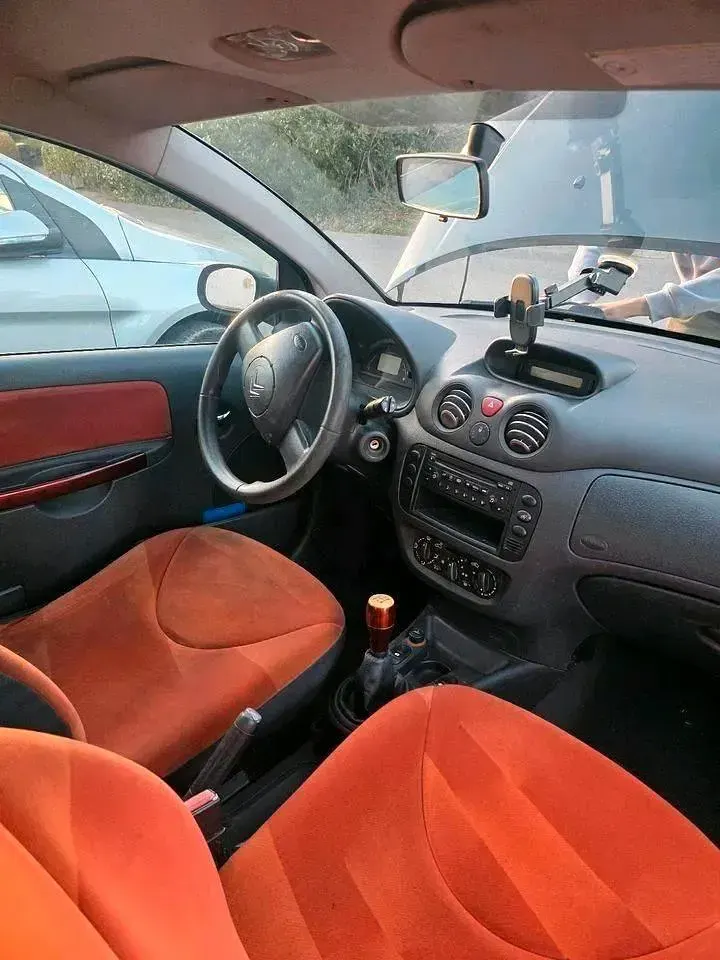Gebraucht Citroën C2 76 PS (55 kW) 2005 Schwarz Kleinwagen